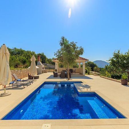Hedera Estate, Villa Hedera VII ザトン エクステリア 写真